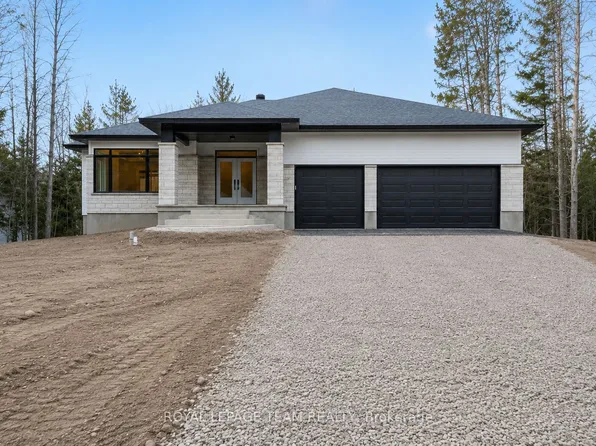 63 Hogan Dr, McNab/braeside, ON K7S 0E1