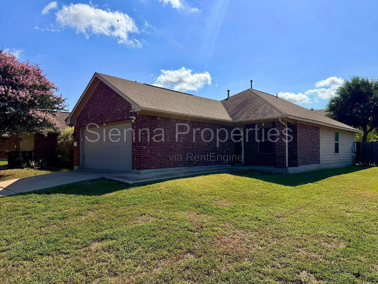 3 bed, 2.0 bath, 1197 sqft, $1,700 — Photo 1