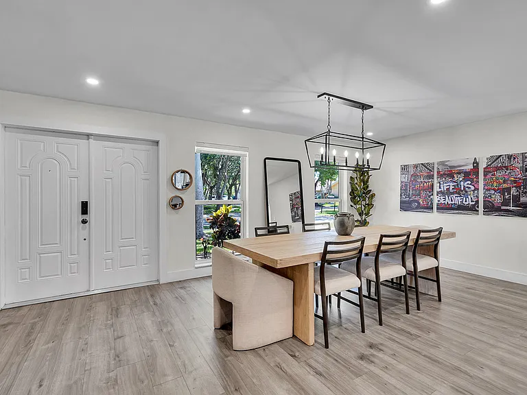 10108 SW 53rd Ct — Photo 5