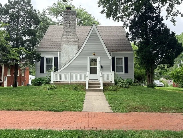 513 W Saint Louis St — Photo 1