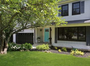 29 Reyna Ln, New Rochelle, NY 10804