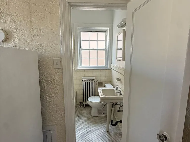 Bayard Manor Apartments — Photo 62