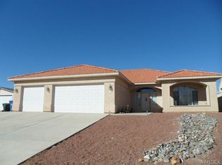 377 Robin Dr, Bullhead City, AZ 86429
