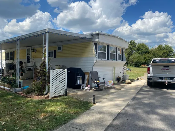 210 Cedar St #156, Pataskala, OH 43062