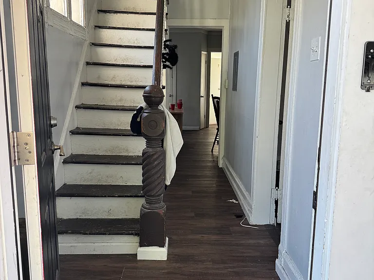 52 Mine St — Photo 5