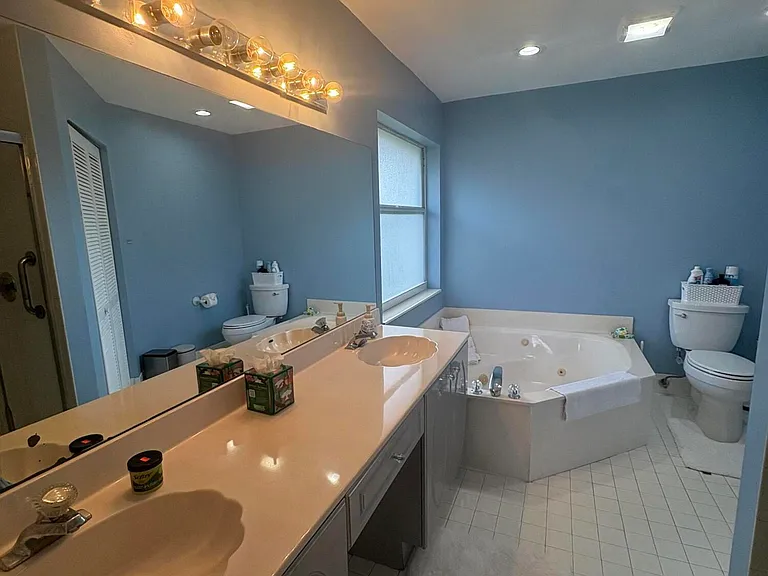 7275 Summer Tree Dr — Photo 23