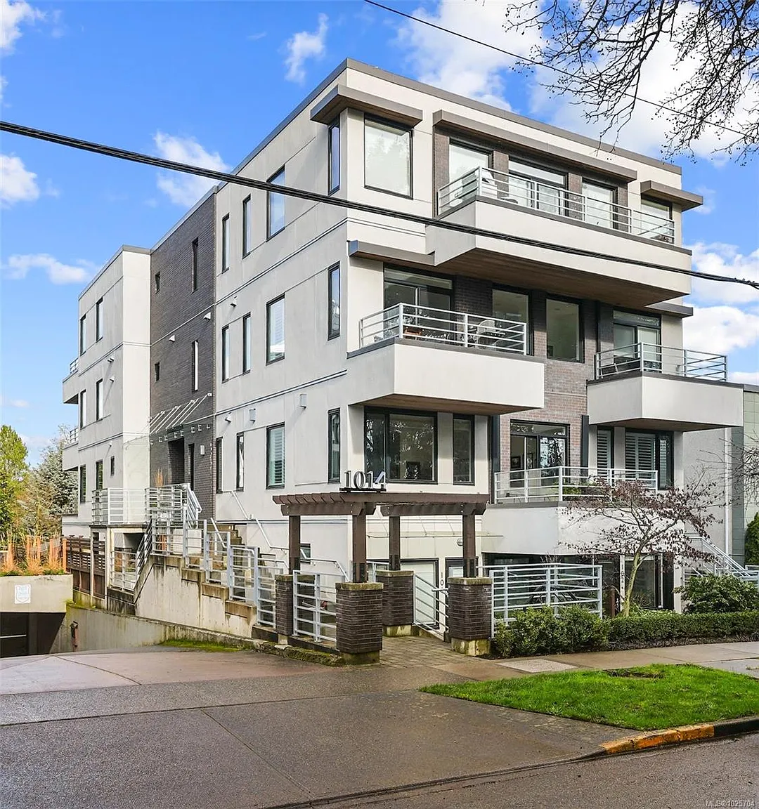 1014 Park Blvd #102 photo 1