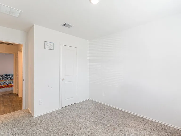 4318 Freya Pointe Dr — Photo 21