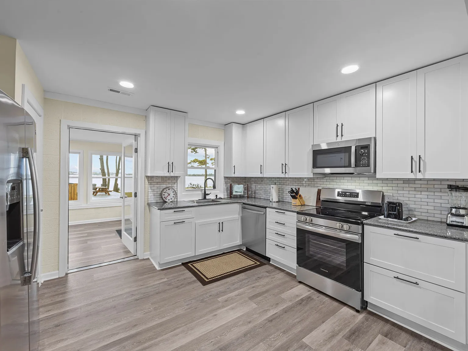 204 Hickory — Photo 4