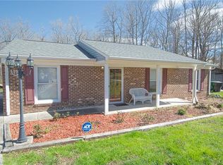 814 Ernest Ct, High Point, NC 27263