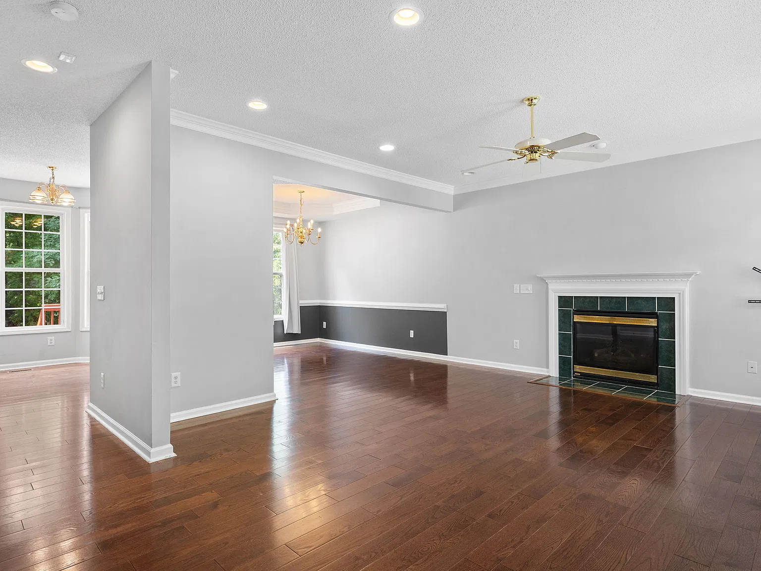 3 bed, 2.5 bath, 1987 sqft, $2,550 — Photo 4