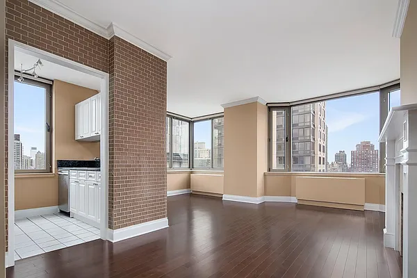 Sold by Town Residential | media 8