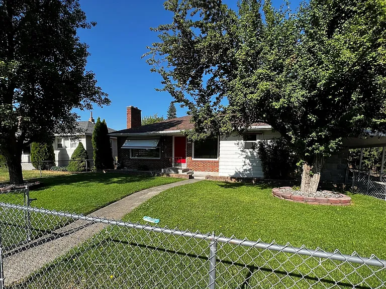 5511 N Whitehouse St — Photo 2