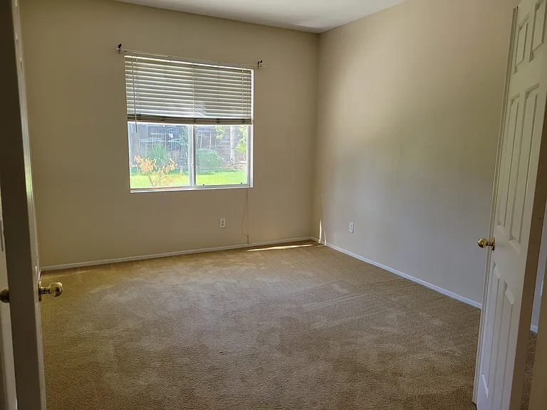 37151 Santa Rosa Glen Dr — Photo 13