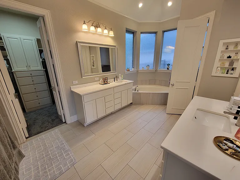 809 Glen Rose Dr — Photo 18