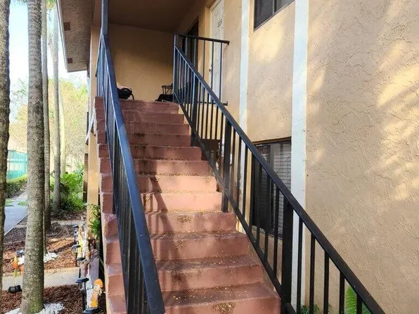 6041 10th Ave N APT 225, Greenacres, FL 33463