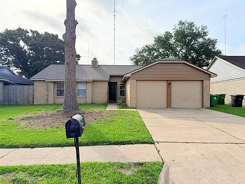 17219 Foxfield Dr Photo 1