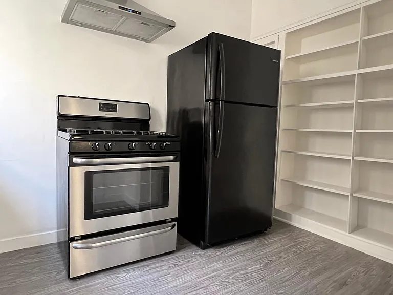 444 Chestnut Ave #17 — Photo 9
