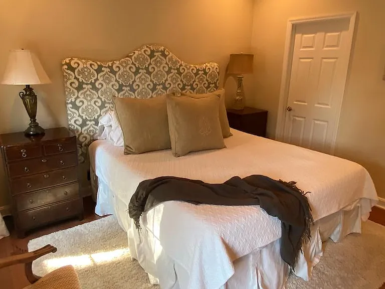 13' x 13' master bedroom with high ceilings