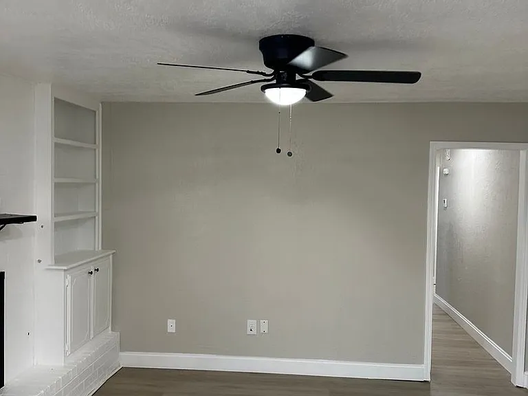 2606 NE Lake Ave — Photo 4