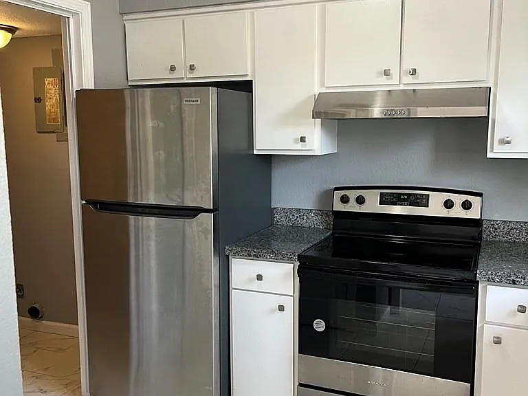 544 Galveston Rd #A — Photo 9