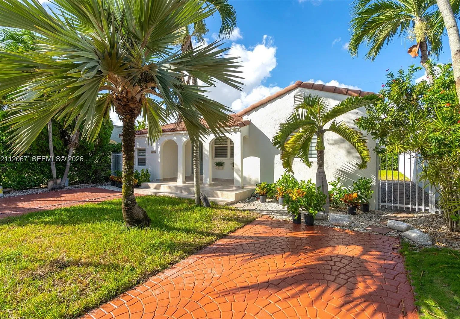 Tamiami Highlands — Photo 2
