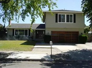 35329 Severn Dr photo 1