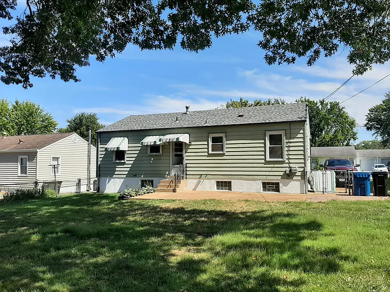 10205 Dandridge Dr — Photo 24