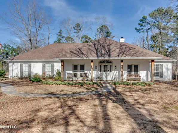 23 Le Bourgeois Dr, Brandon, MS 39047
