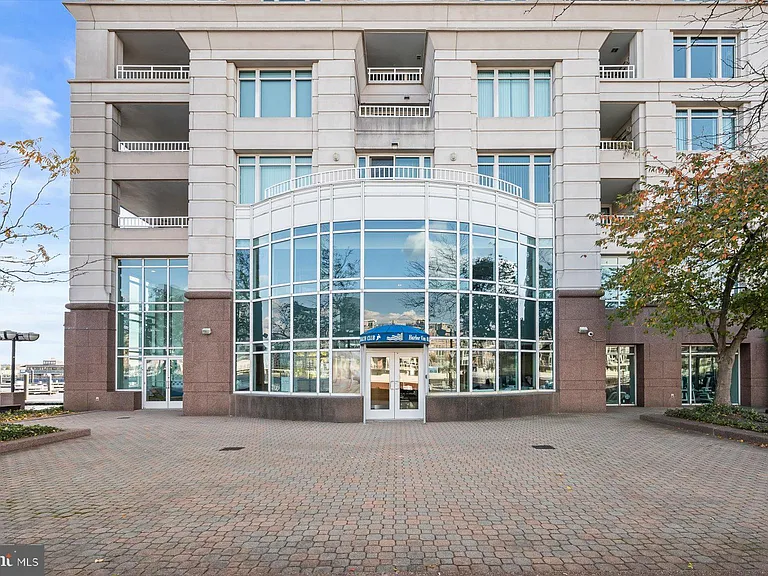 100 Harborview Dr #1901 — Photo 78