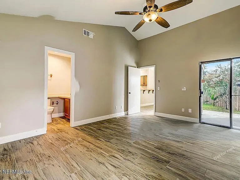 8167 Libra Ct — Photo 10