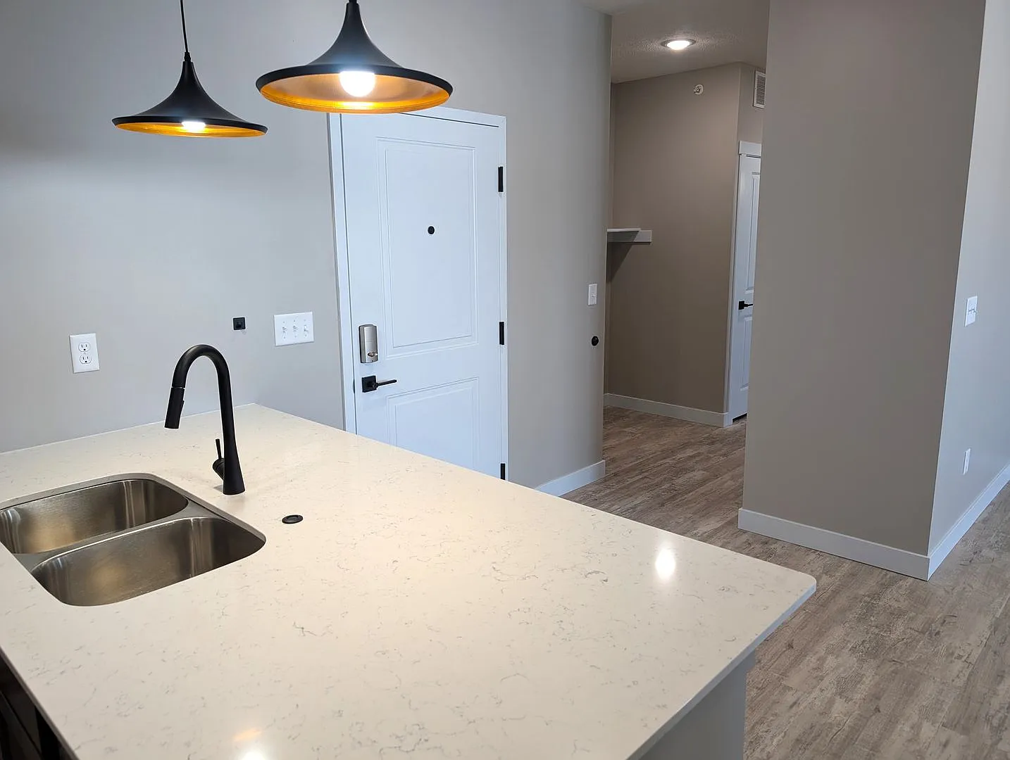 2500 Hudson Way — Photo 4