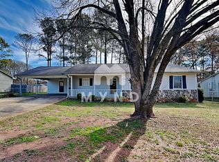 214 Orchard Rd, Rex, GA 30273