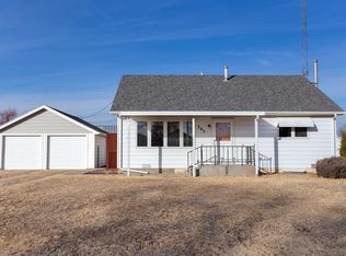 205 W 3rd Ave, Manter, KS 67862