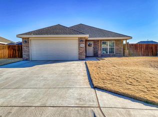 8805 10th Pl, Lubbock, TX 79416