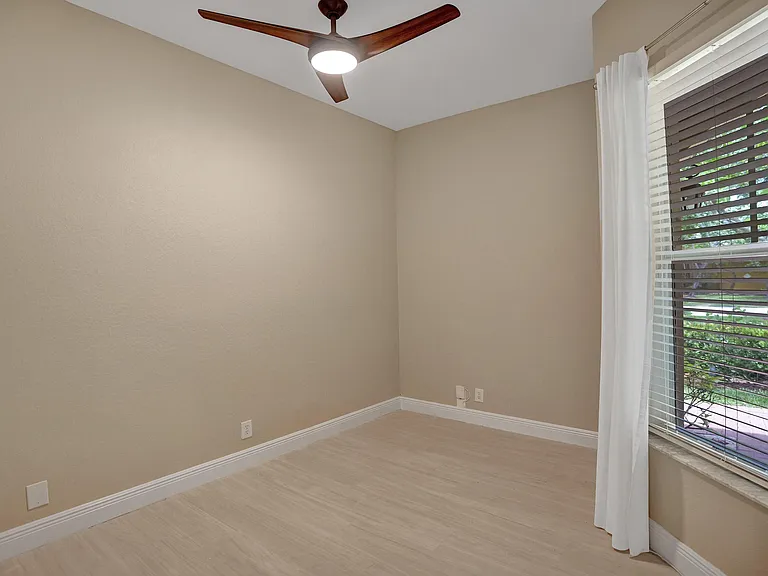 5779 NW 120th Ave — Photo 15