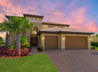 11394 SW Hillcrest Cir, Port Saint Lucie, FL 34987