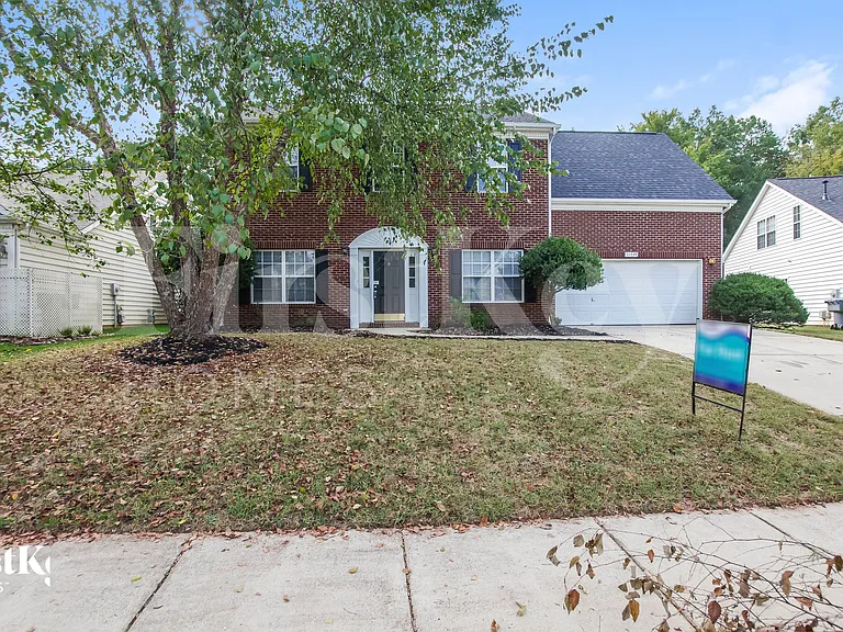 11735 Hawick Valley Ln — Photo 1