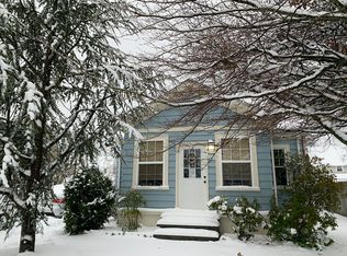 983 Bullocks Point Ave, Riverside, RI 02915