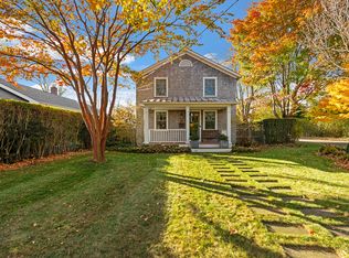 (Undisclosed Address), Southampton, NY 11968