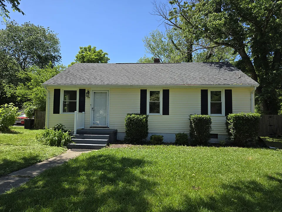 1115 Stewart Dr