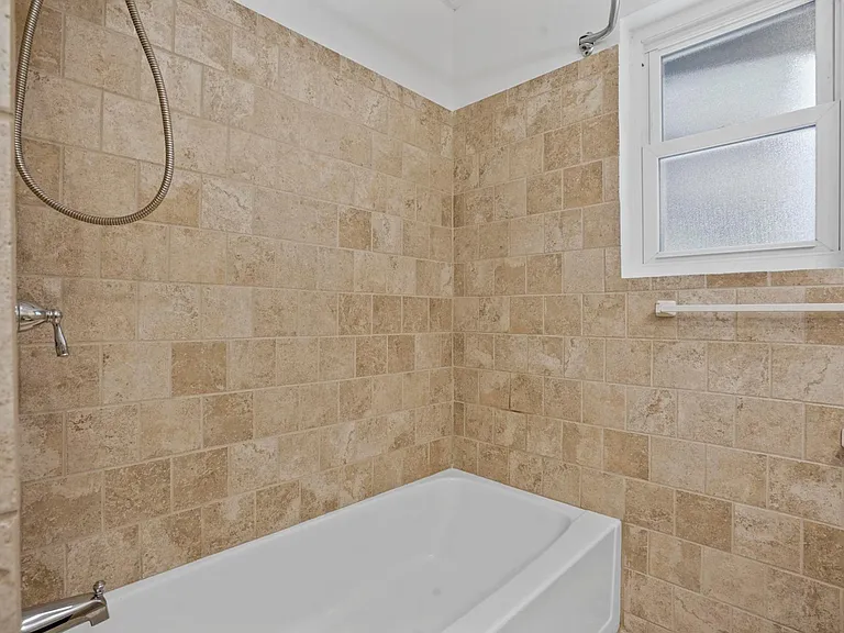 514 Canyon Ridge Dr — Photo 13