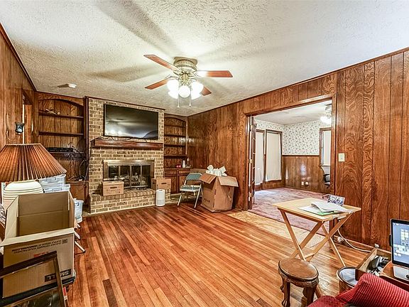 5th image of 3506 Thornwood Drive