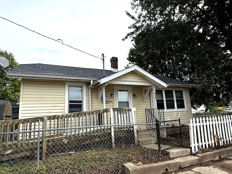 916 W 14th St