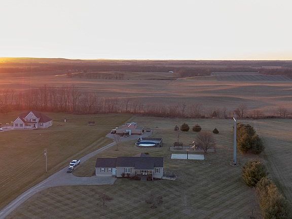 2nd image of 29807 Wolfe Rd