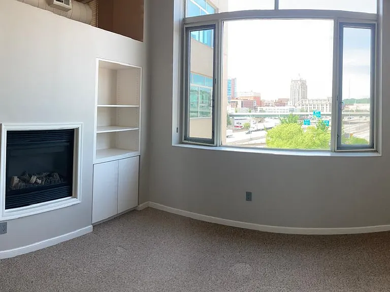 400 Pike St — Photo 15