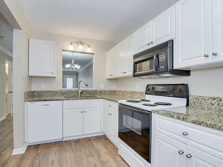 4691 Brookwood Ln — Photo 10