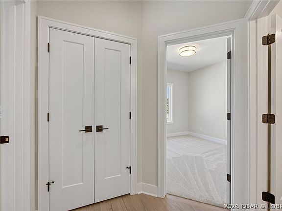 5th image of 31 Opal Ln