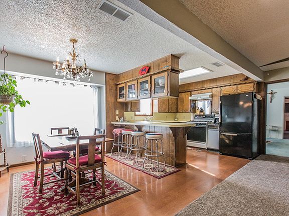 5th image of 9801 N Elgin Ave