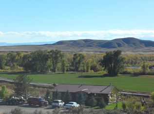 7637 Riverview Rd, Riverton, WY 82501